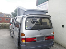 Load image into Gallery viewer, Drivelodge Toyota Granvia/Hiace elevating roof and fitting
